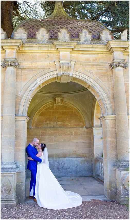 classic bride and groom portrait at tylney hall in basingstoke, hampshire