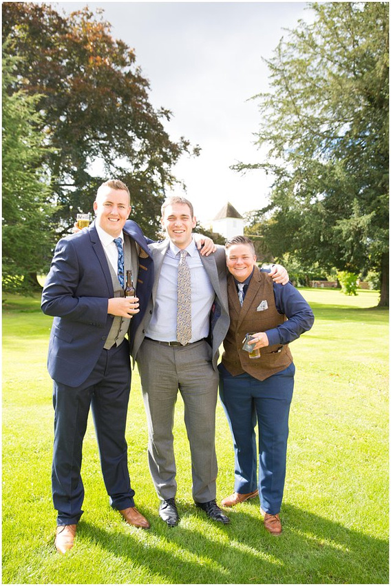 groom and groomsmen photo