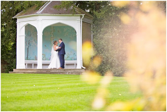 Wedding Photos at Wasing Park by Annabel Farley Photography