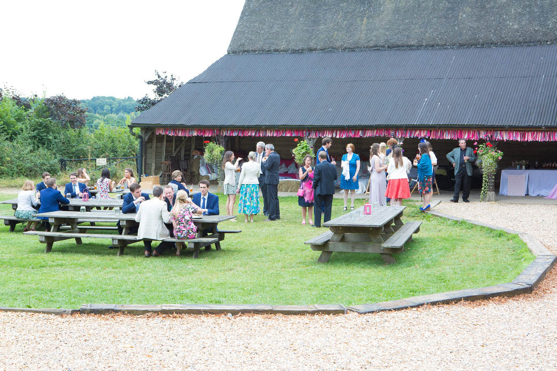 Rushall Manor Farm barn wedding berkshire